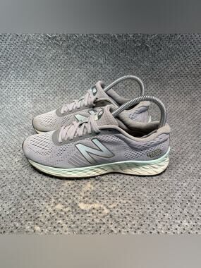 New Balance Fresh Foam Arishi Grey Running Shoes Size 6 Women’s